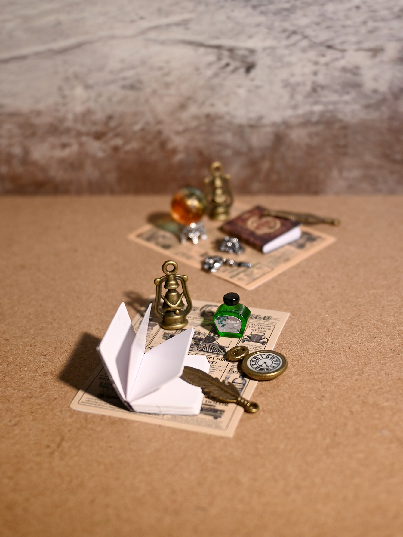 Art Craft Christmas - Miniature Replica Magic Vintage Book Set,