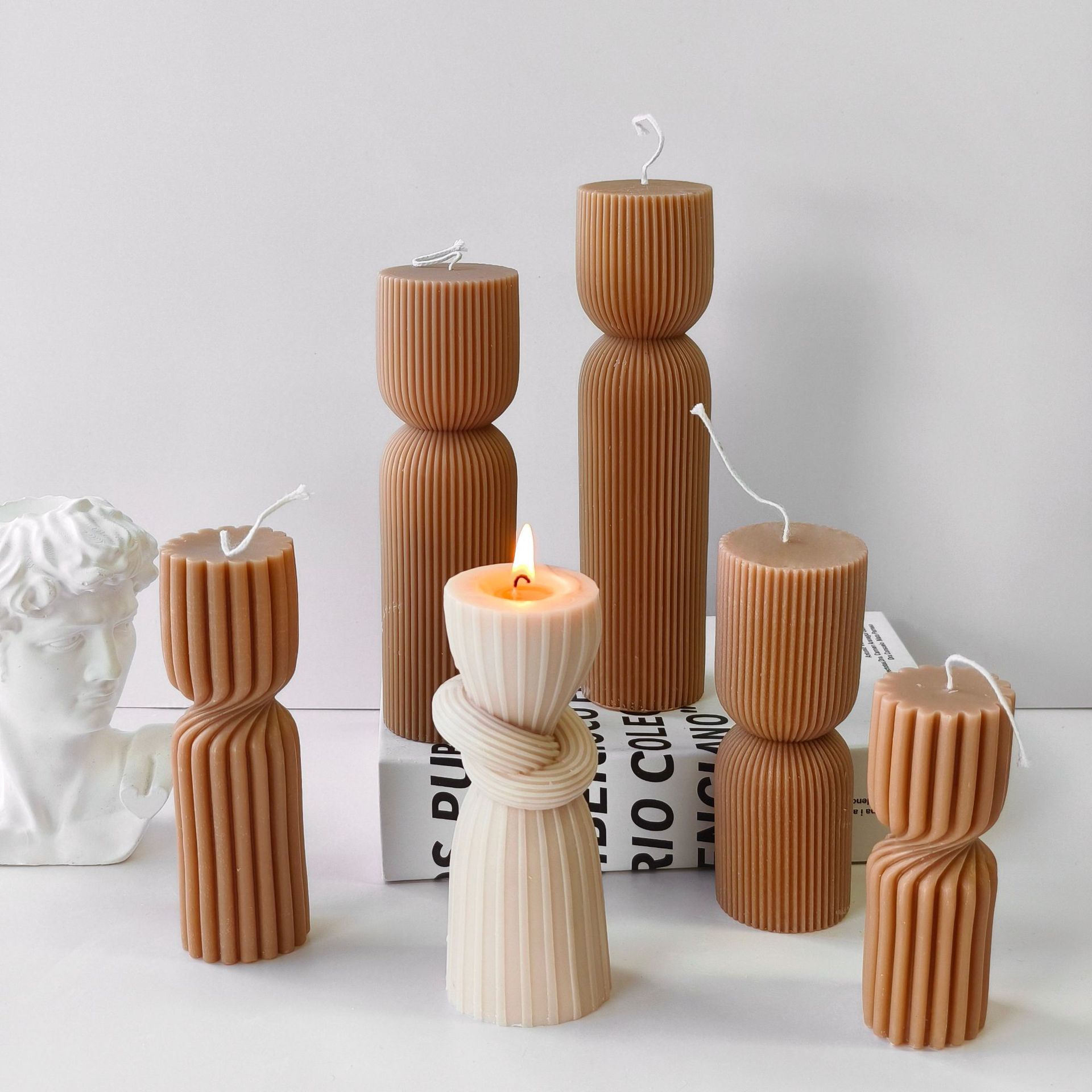 Striped Cylinder Aroma Candle  – Soy Candle Fragrance Oil recenzja i cena